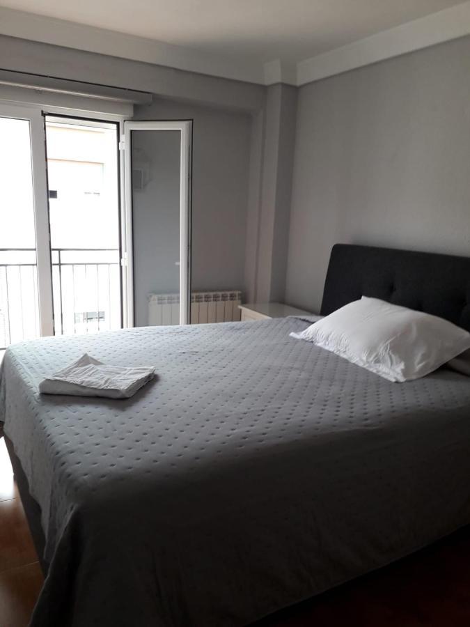 Apartamento Zaragoza Plaza Europa Buitenkant foto